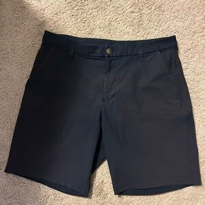 Lululemon Men’s Classic-Fit Shorts, size 32